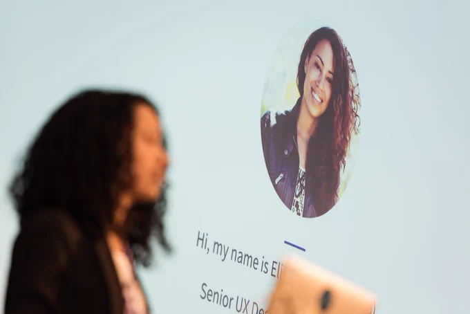 Close-up of Elizabet Oliveira talking at typeof conf
