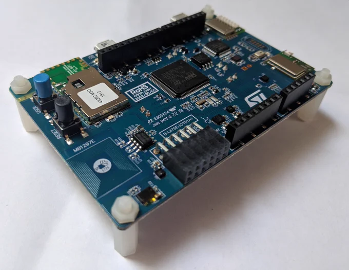 The B-L475E-IOT01A Discovery kit