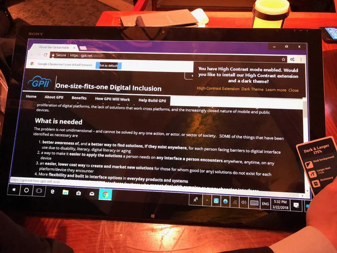 Operating system with High Contrast theme enabled, browser displaying web page with white text on black screen and text enlarged to 175%