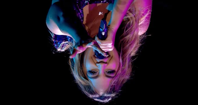 An upside down Australian singer