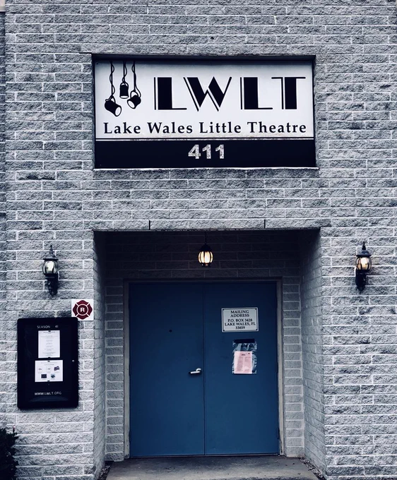 Front of Lake Wales Little Theatre building