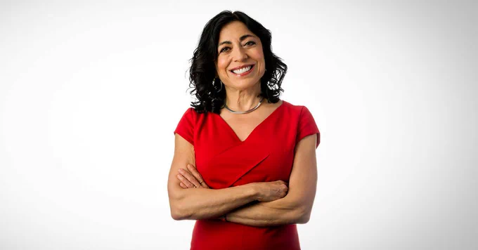 The Women in Data Science podcast recently invited @JenniferChayes to sit down for an interview. She believes that data scientists have the opportunity to build algorithms with fairness, accountability, transparency and ethics. Listen now: https://aka.ms/AA33ct9 #AI #DataScience
