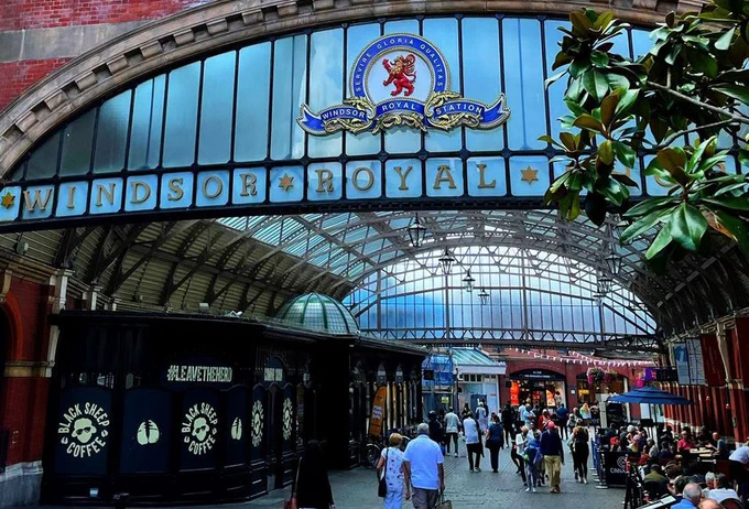 Black Sheep are a speciality coffee shop operator who are also opening further sites in the capital near Baker Street and Kings Cross / St Pancras Stations.

Windsor Royal Station offers fabulous shopping and eating in the heart of Windsor.