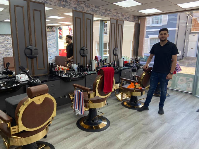 Barber inside razor king