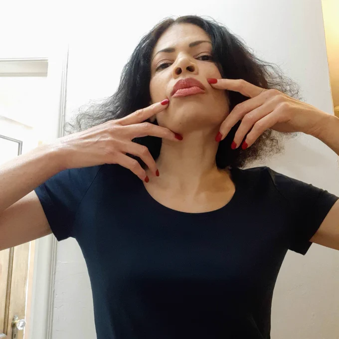 impress color press on manicure
