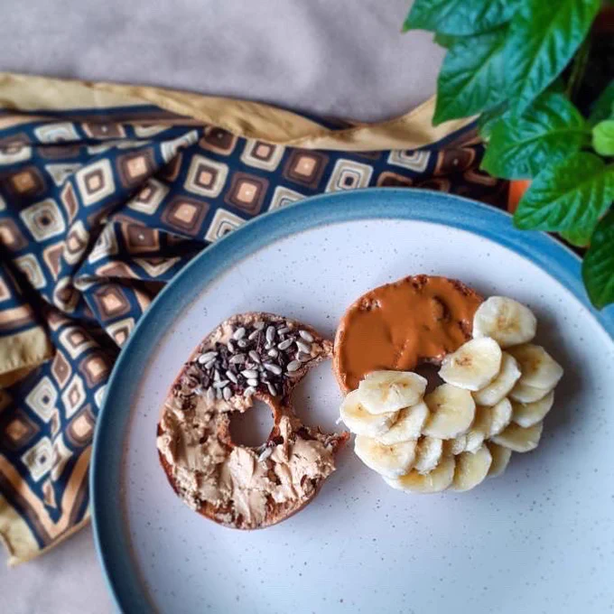 Cashew Butter bagels with seeds and fruit