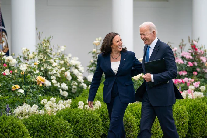 President Biden and Vice President Harris walk mask-less on the White House grounds