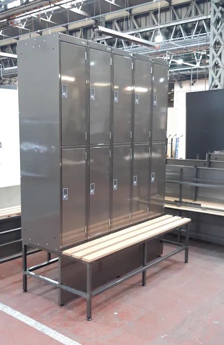 Industrial changing room lockers