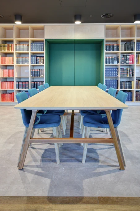 Office work table in a smart working office