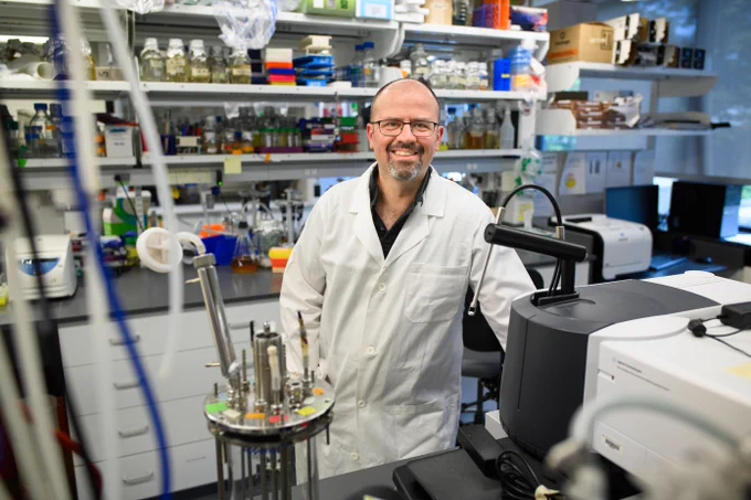 Princeton researcher José Avalos in his lab.