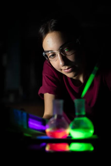 Chemistry student Georgia Sands develops luminescent lanthanide compounds for applications in biotechnology on June 18.