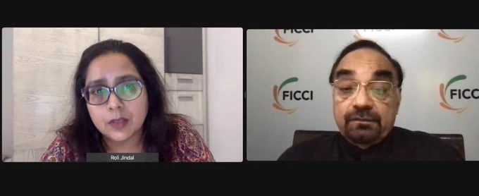 Ms. Roli Jindal in a conversation with Mr. TR Kesavan, Chair, FICCI National Agriculture Committee at #Cropalytics & #FICCIWebinar on 'Transforming F&V Sector through AI and Crop Analytics'.