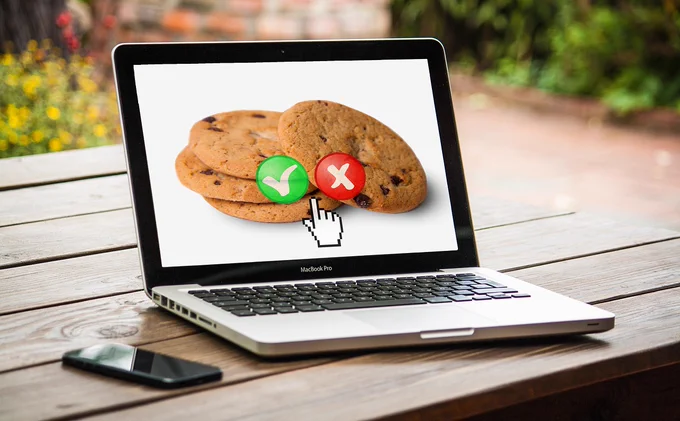 Laptop showing image of edible cookies.