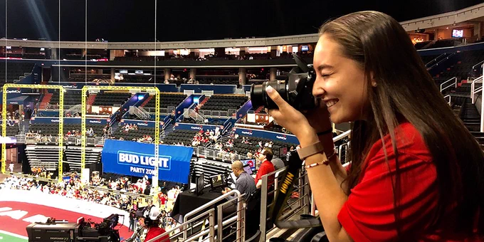  Madison Compare, Class of 2021, double major in sports management and marketing with a minor in international business  studies, has spent her summer in Washington, D.C. as a game night staff and global partnerships intern at Monumental Sports and Entertainment.