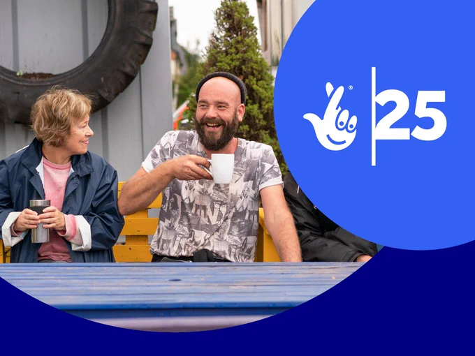 Man and woman drinking coffee