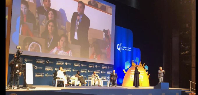 Sebastián taking the floor at the Plenary Session.