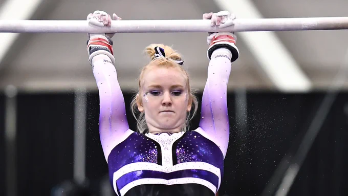 Acacia Fossum won both the uneven bars and the balance beam at Hamline. (Michael McLoone file photo)