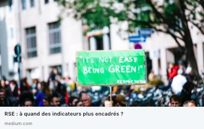 Les réflexions d’ensemble sur les facteurs de création de valeur par les entreprises, peinent à trouver une traduction valorisante sous forme d’informations extra-financières pertinentes et d’une reconnaissance dans les budgets alloués par les organisations en accord avec les intérêts des actionnaires.