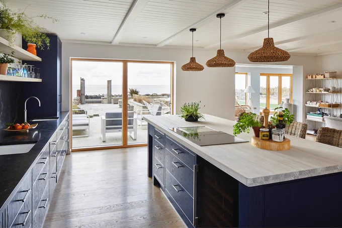 Latest @kitchenthinkUK  #kitchencasestudy - Coastal inspired design by @stonehamkitchen