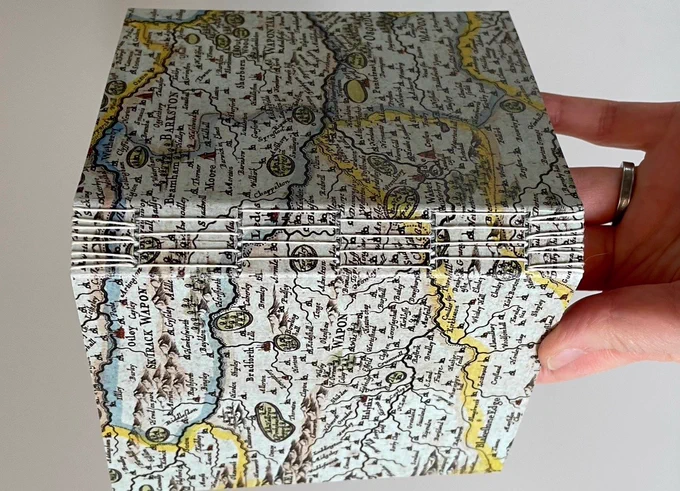 Example of long-stitch notebook