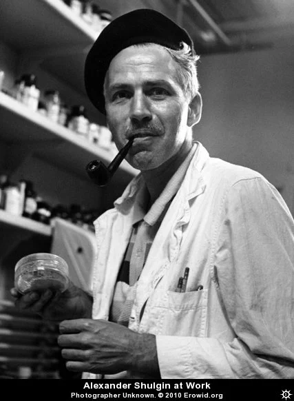 Sasha Shulgin with pipe and beret (around 1960?) (Photo from erowid.org)