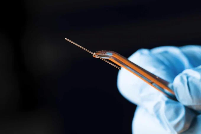 Miniaturised 3D printed implant that could be used for laboratory testing of the efficacy of the introduced antibacterial coating