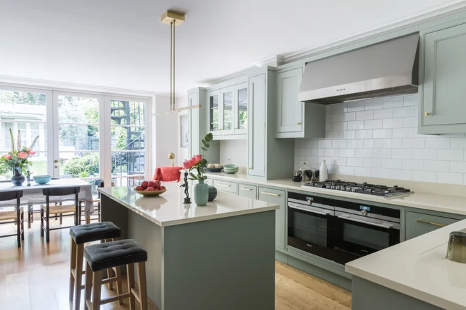 A sustainably bespoke kitchen by Mowlem & Co