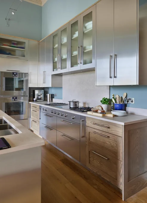 Latest @kitchenthinkUK #kitchencasestudy - Steel and stained ash kitchen by @simontaylorfurn