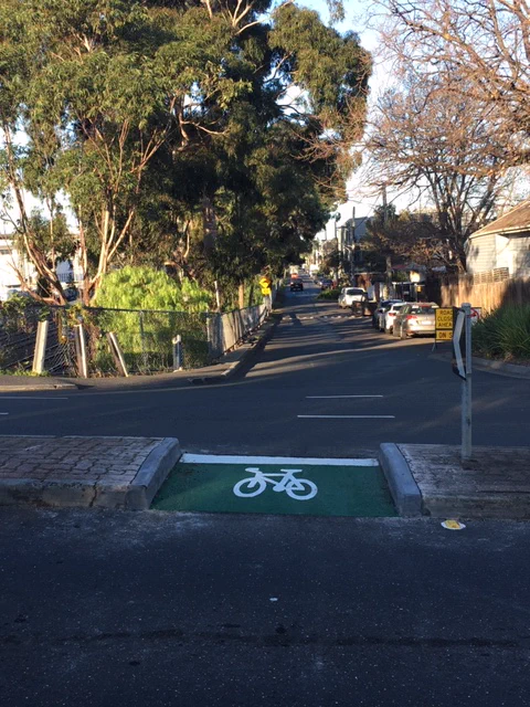 Median cut-through at Coppin/Maddon Grove, Richmond.