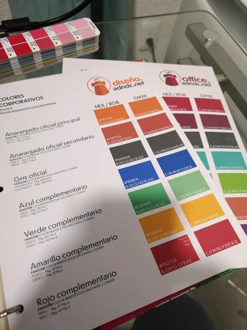 Colores corporativos de office adndc y diseño adndc