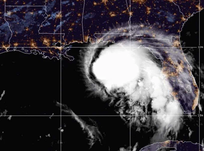 14 Sep 2020 - 16:00 UTC ...NOAA HURRICANE HUNTERS FIND THAT SALLY HAS RAPIDLY STRENGTHENED TO A HURRICANE... As of 11:00 AM CDT Mon Sep 14 the center of Sally was located near 28.6, -86.9 with movement WNW at 6 mph. The minimum central pressure was 985 mb with maximum sustained winds of about 85 mph.