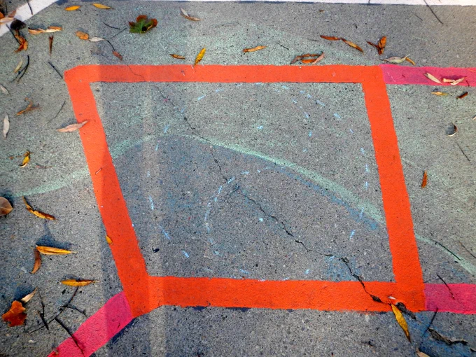 22 Lane Octagon Labyrinth

Canvas space in Octant facing Parkdale Neighbourhood,

Currently home to Toronto's Tibetan Community,

I chose to paint Taijitu / Yin-Yang Symbol to acknowledge their presence...

Budapest Park ~ Sunnyside Beach ~ Toronto

| #Labyrinths🍥#LabyrinthArt🎨