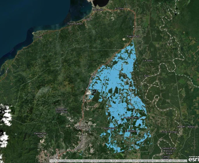 Map showing likely flooded areas (in light blue) in the Izabal region of Guatemala.