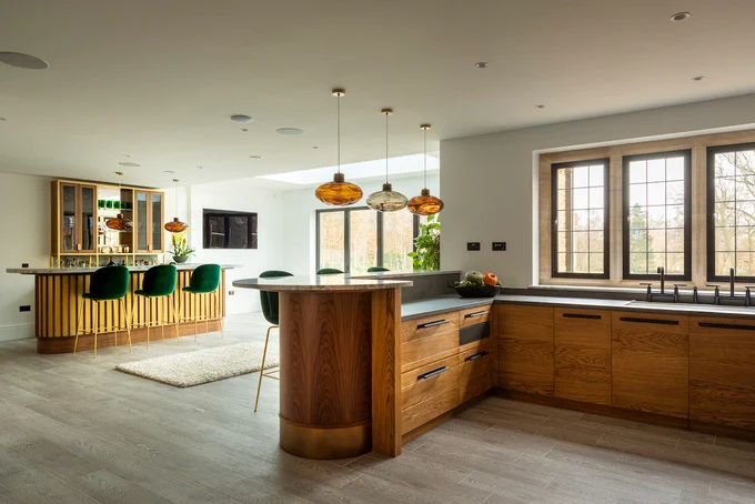 Latest @kitchenthinkUK #kitchencasestudy - Walnut and brass bespoke kitchen by @wearepapilio