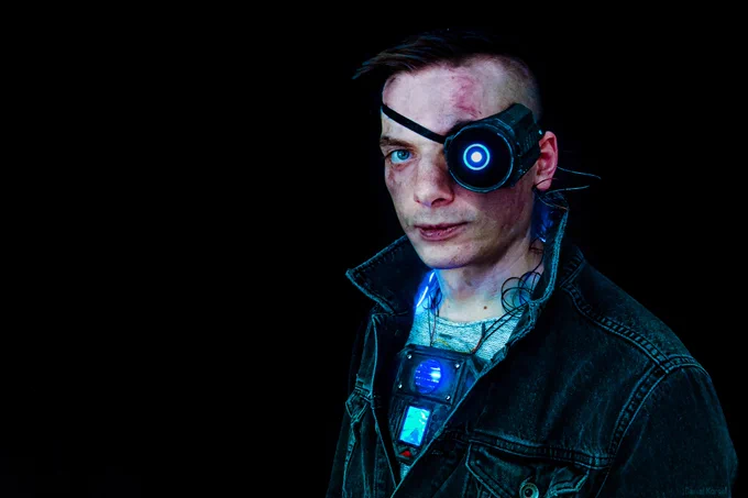 Cyberpunk Cosplay with an augmented eye piece
