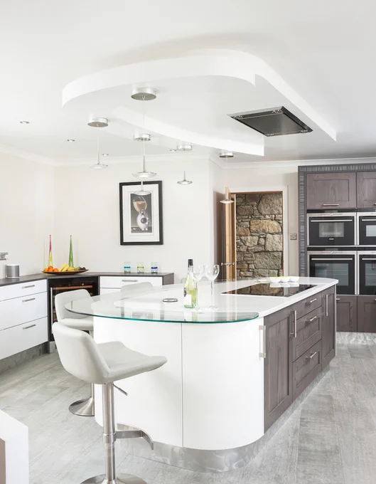 Latest @kitchenthinkUK #kitchencasestudy - Ahead of the Curve: #spectacular concept from @kitchensint with @LindaEParker
