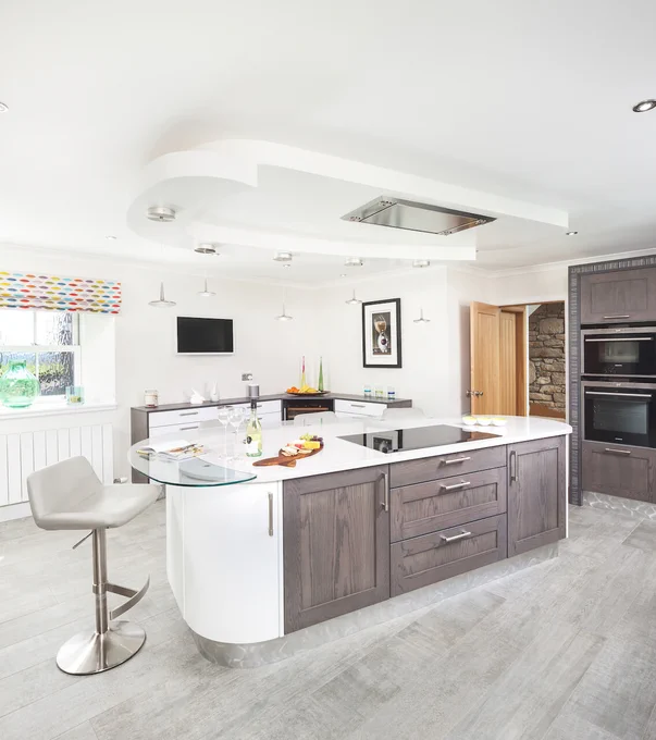 Latest @kitchenthinkUK #kitchencasestudy - Ahead of the Curve: #spectacular concept from @kitchensint with @LindaEParker