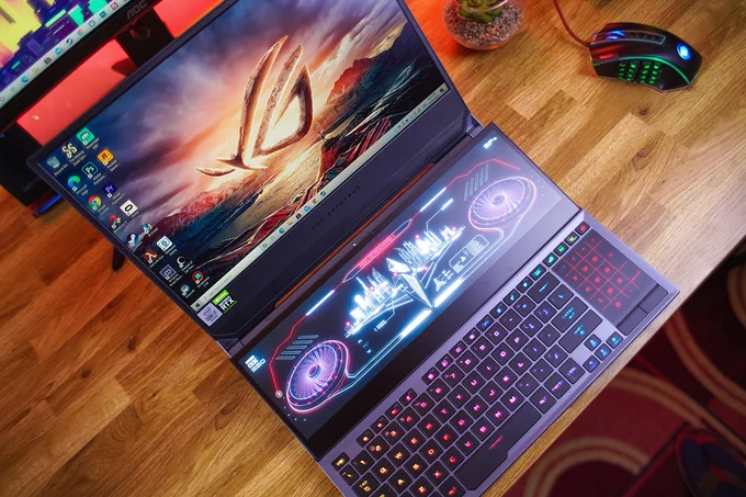 Asus ROG Zephyrus Duo 15 Gaming Laptop
