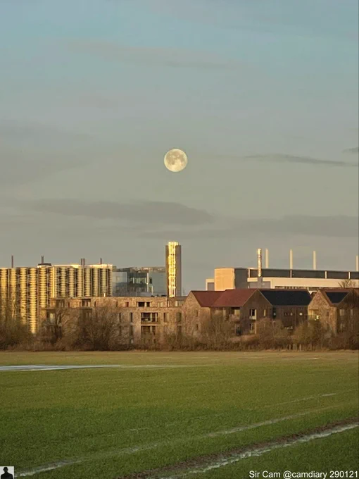 Moonset over Addenbrooke’s Hospital in Cambridge on Friday morning 29 January 2021.