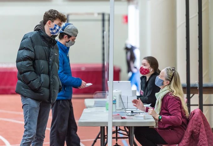 Students register while moving back on to campus for spring semester. 
