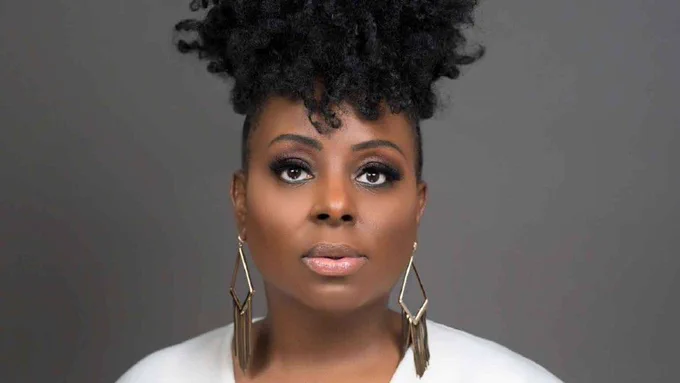 A photo of ledisi 