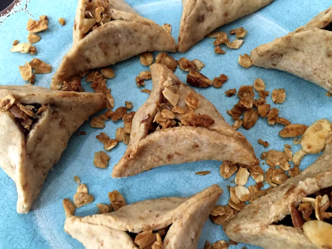 Granola Hamantaschen by @Paulashoyer