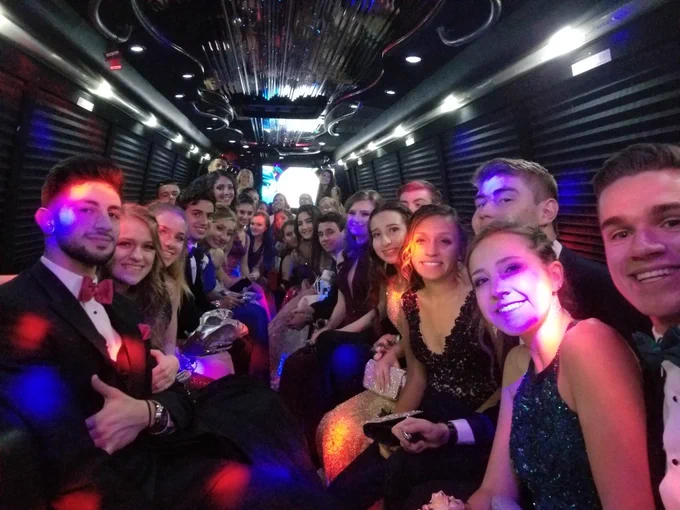Party Bus, Prom 2021