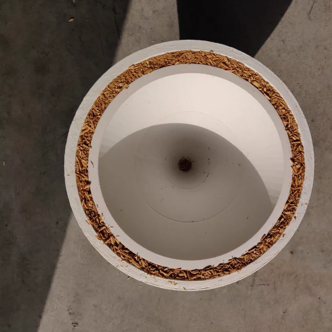 The next step in making our SILO light involves letting the Mycelium grow for up to 5 days between the waste substrate!