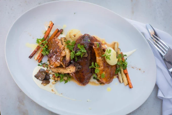 Selanne Steak Tavern, Mary's Chicken