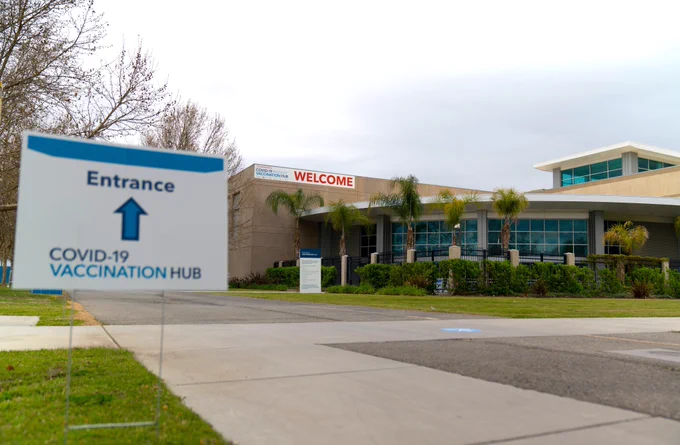 outdoor photo of csub mass vaccination hub outside the student recreation center 