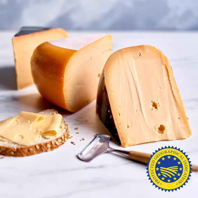Gouda cheese with the protected geographical indication label