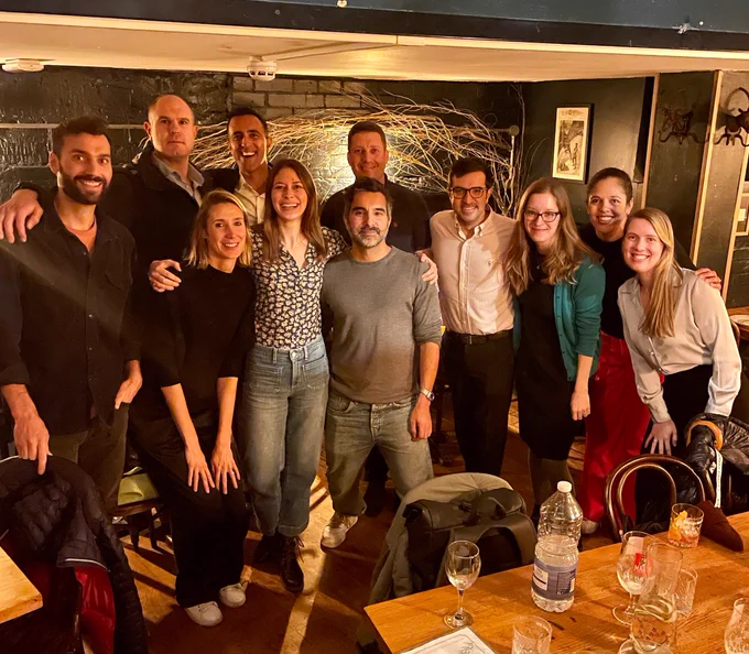 Bunch of ECR/MCRs smiling sillily in a pub, previously having defined their expectations from a LPRN to be: community, collaboration and pub… 
