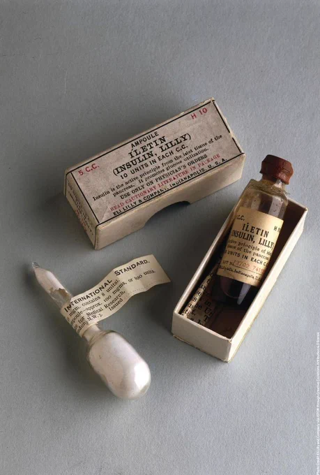 Ampoule of 5cc of Iletin (insulin) in carton, with instruction leaflet, manufactured by Eli Lilly & Company, Indianapolis, USA, 1923.; Sold under the trade name "Iletin", this was the first commercially available insulin product for people with diabetes