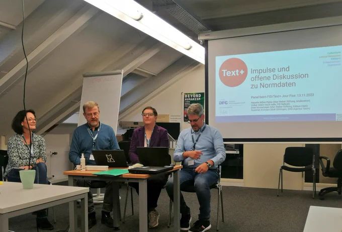 The panelists of the normdata panel 